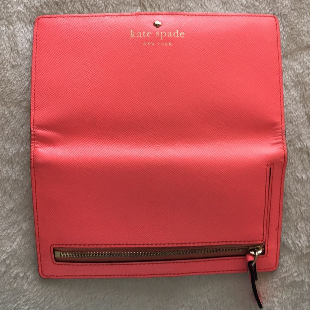 Kate Spade Wallet - Picture 3 of 7